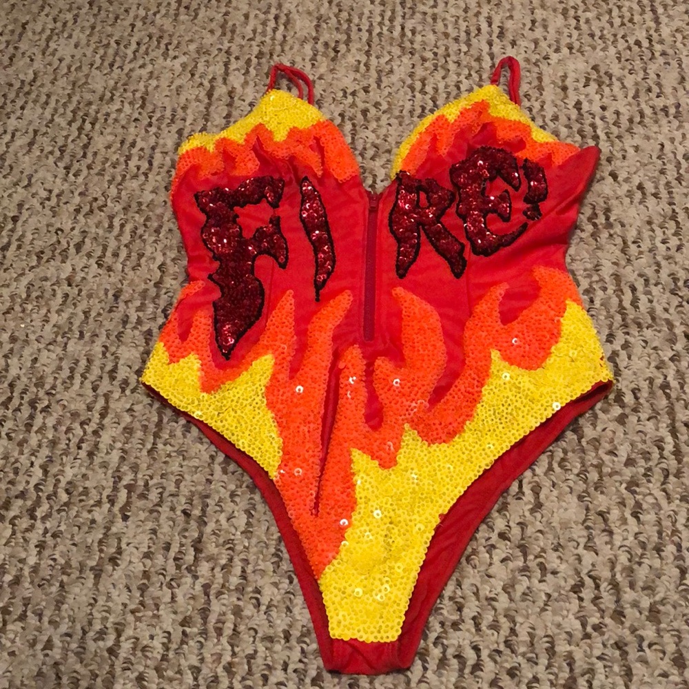 Fire 🔥 bodysuit